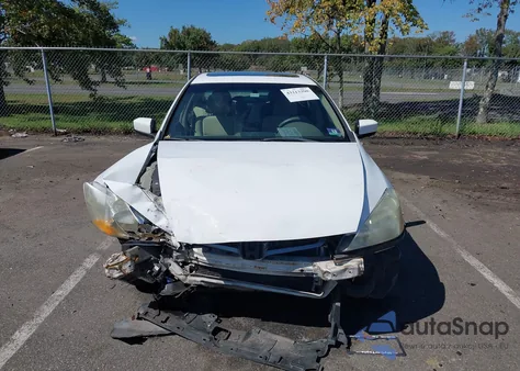2005 Honda Accord 2.4 Ex from USA, damaged, VIN 1HGCM56765A043635